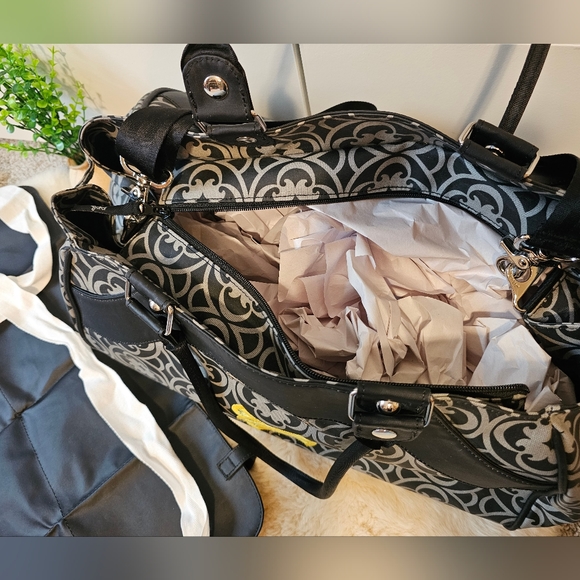 Petunia Pickle Bottom Wistful Weekender Casbah Nights Diaper Travel Bag - Picture 3 of 5